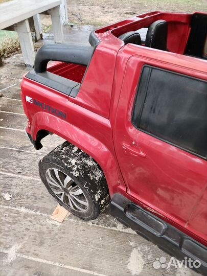 Детский электромобиль двухместный бу