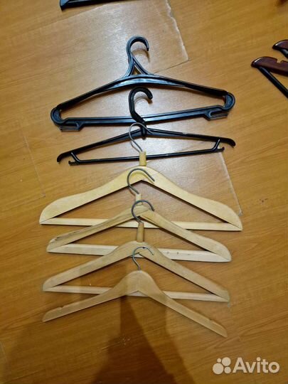 Вешалки плечики