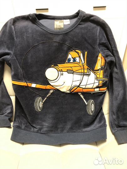 Кофта с самолетом