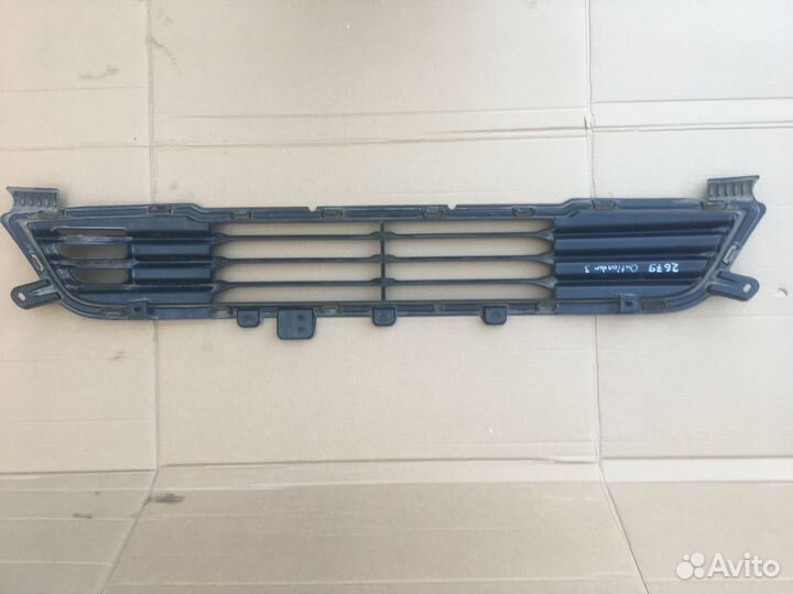 Решётка переднего бампера Mitsubishi Outlander 3