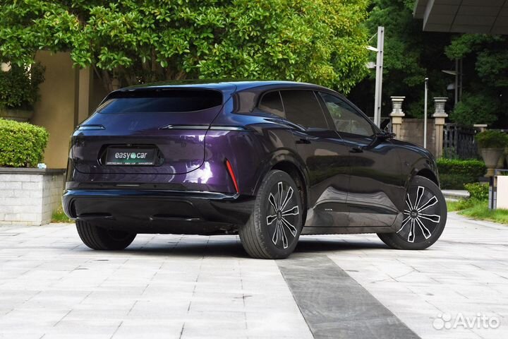 Avatr 07 598 л.с. AT, 2024, 1 км