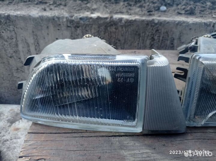 Фара ниссан