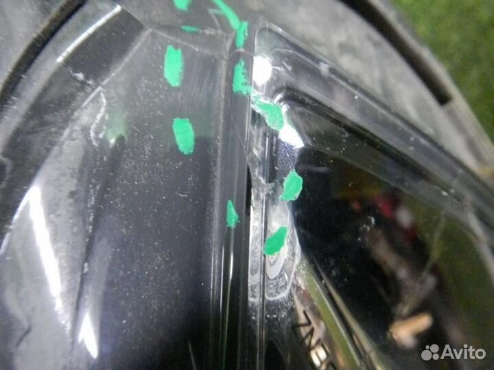 Фара левая Mercedes-Benz E-Class