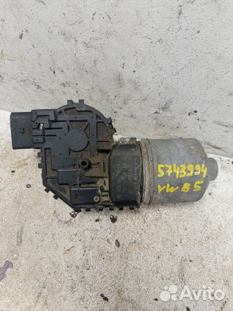 Моторчик стеклоочистителя передний