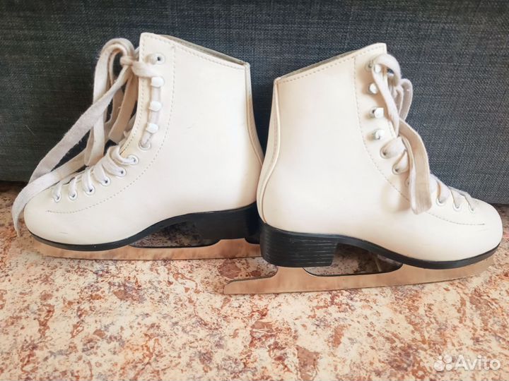 Коньки фигурные 34 размер Graf Montana Gold