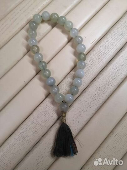 Нефритовые чётки Эраста Фандорина