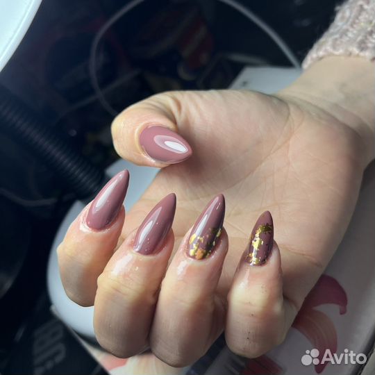 Модель на наращивание и гель - лак