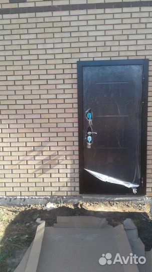 Установка мет входных дверей