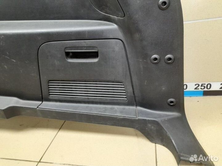 Обшивка/пластик багажника Ford S-MAX