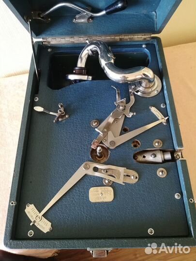 Патефон Коломенский довоенный 30х годов рабочий