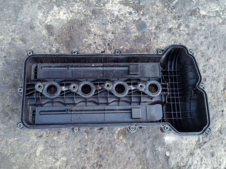 Клапанная крышка Hyundai Solaris G4FC