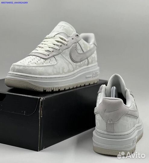 Кроссовки Nike Air Force 1 Lux