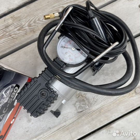 Компрессор автомобильный Voin AC-580