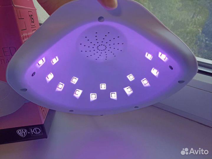 Лампа для ногтей