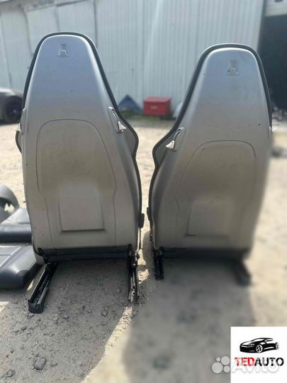 Салон (комплект сидений), Porsche 911 2015