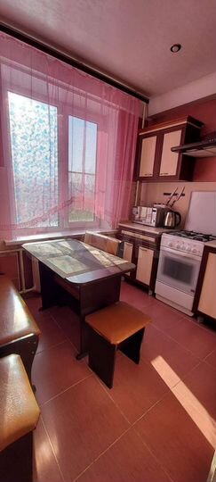 2-к. квартира, 49 м², 3/5 эт.