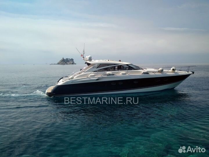 Моторная яхта Princess V58