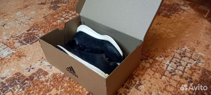 Кроссовки adidas оригинал