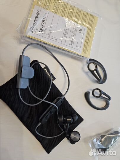 Спортивные наушники Pioneer SE-E7BT