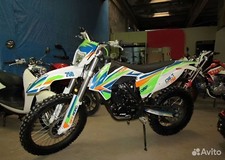 Мотоцикл racer X1 зеленый