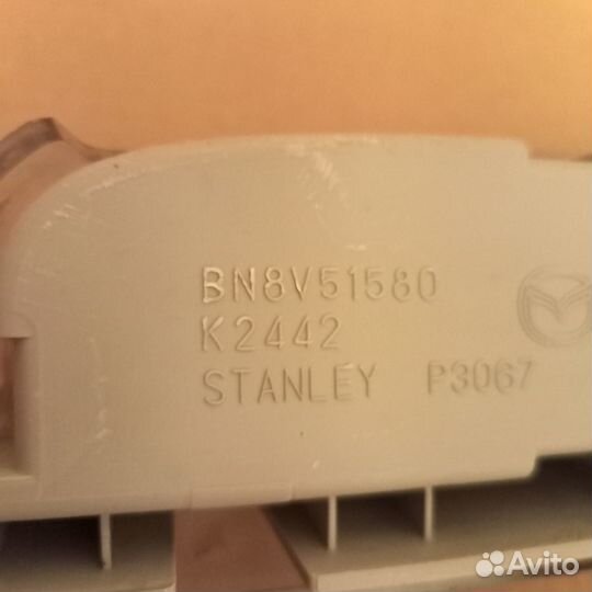 Стоп-сигнал Mazda Axe BN8V51580B Седан