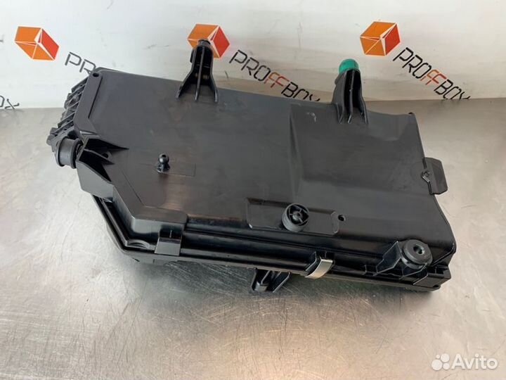 Корпус воздушного фильтра Mercedes E-Class W213