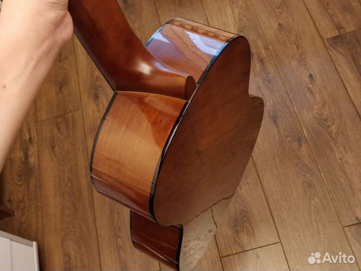 Классическая гитара yamaha c40