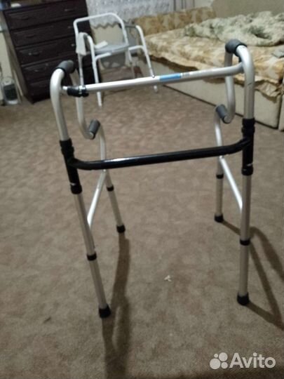Ходунки для взрослых инвалидов