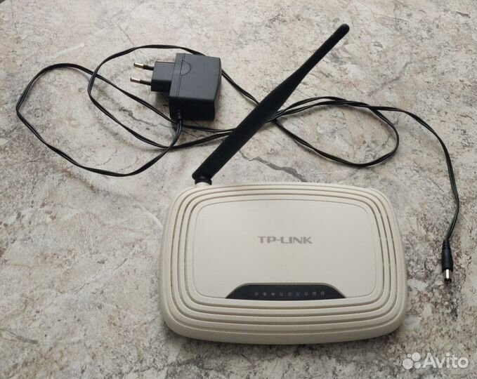 Wi-Fi роутер TP-link TL-WR740N