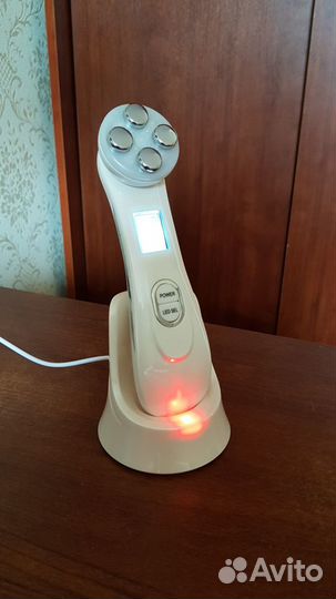 Массажер лица Almandi life