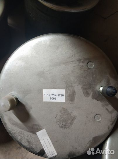 Пневмобаллон (со стаканом) freghtliner