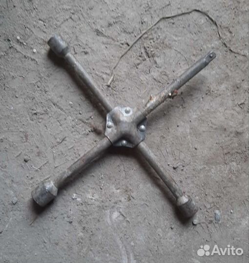 Баллонный ключ 