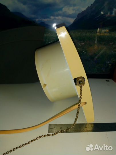 Бесшумный вытяжной вентилятор для помещения