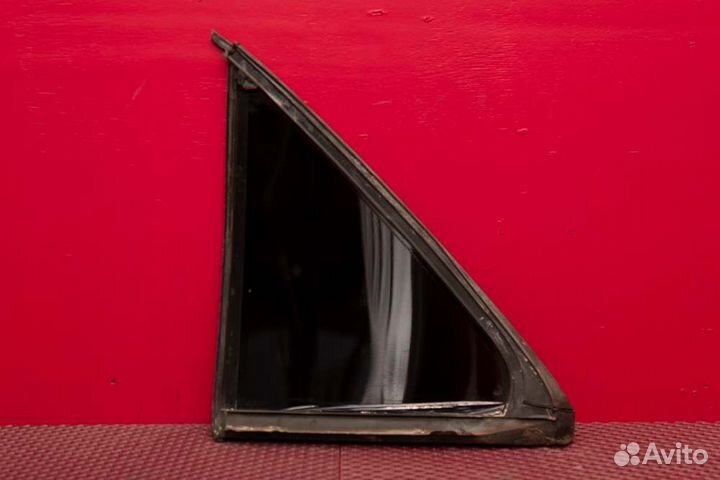 Форточка двери задняя правая Mercedes S500 W140