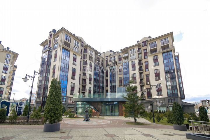 3-к. квартира, 94 м², 3/9 эт.