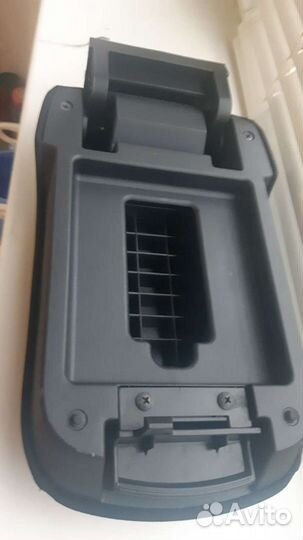 Подлокотник в авто