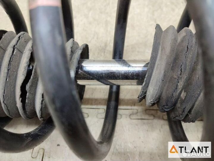 Стойка задняя левая toyota windom