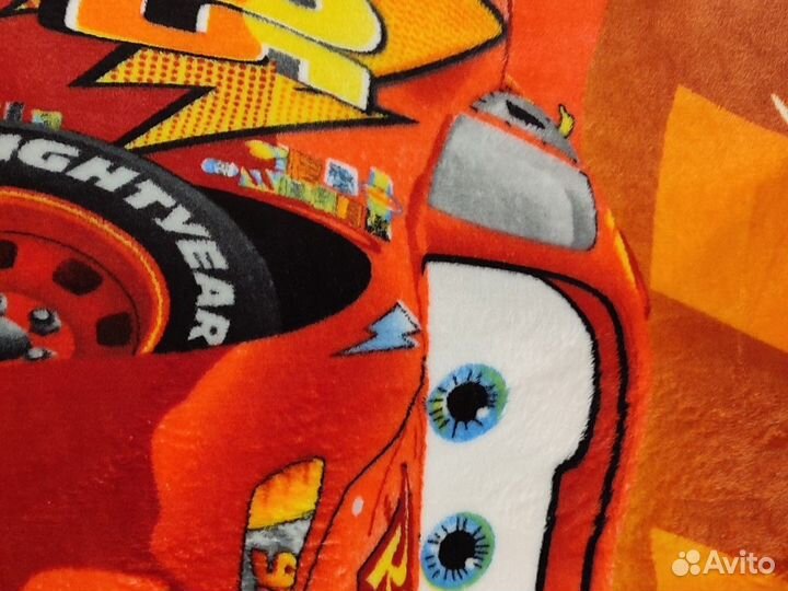 Пледы Hello Kitty и Молния