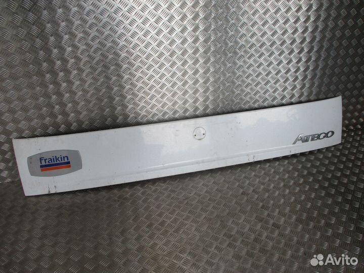 Капот верхняя часть Mercedes-Benz A9737500009