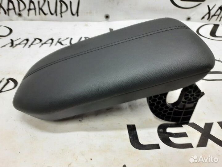 Крышка подлокотника Toyota Rav4 А50 2019-Н.в
