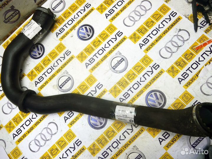 Патрубок интеркулера Вольво XC60 S60 2.0T 31319433