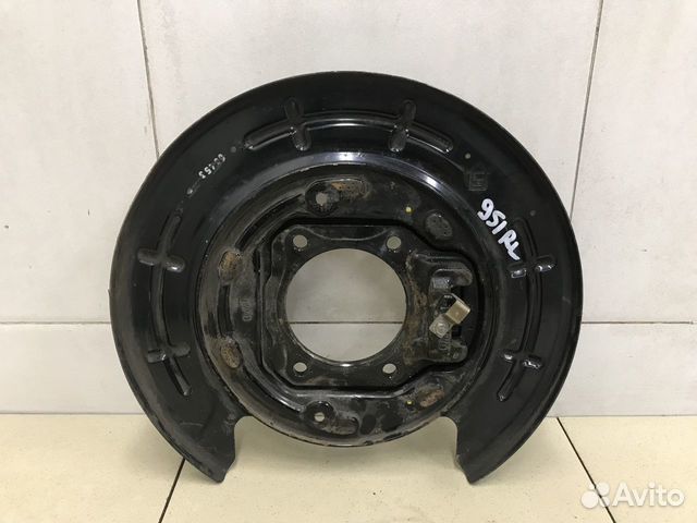 Щит опорный задний левый Sportage 2016