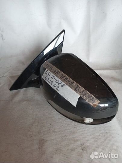 Зеркало заднего вида боковое переднее левое Nissan