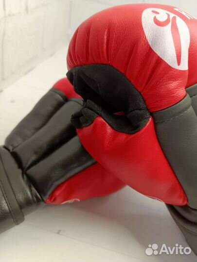 Перчатки для рукопашного боя
