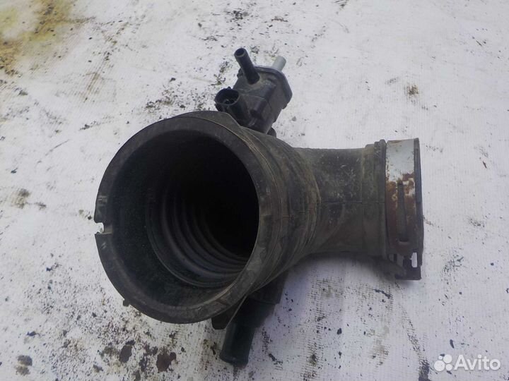 Гофра воздушного фильтра toyota corolla 150