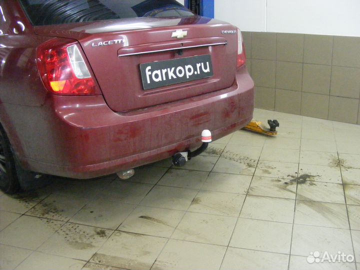 Фаркоп Трейлер для Chevrolet Lacetti (седан) 2004