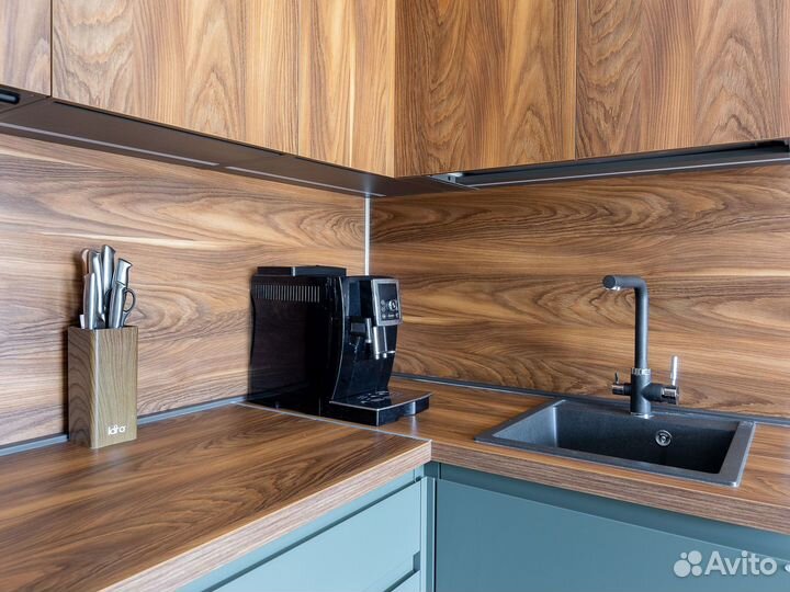 Кухня доствка по городу с антресолями на заказ