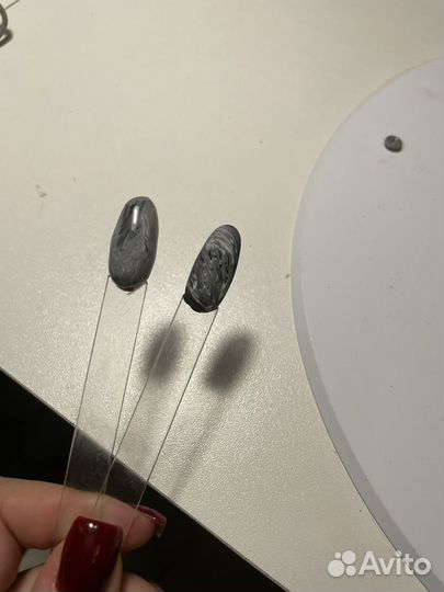 Модель на маникюр