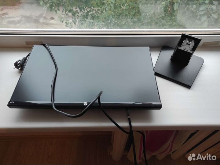 Монитор HP 22w