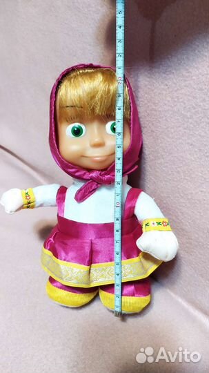 Кукла Маша,танцует и поет,повторит ваши фразы